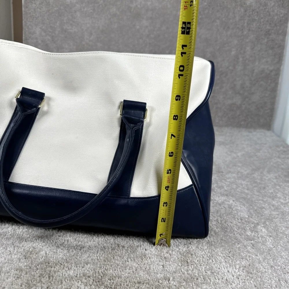 Estee Lauder Travel Overnight Ivory Navy Blue Tote Duffel Large Bag White